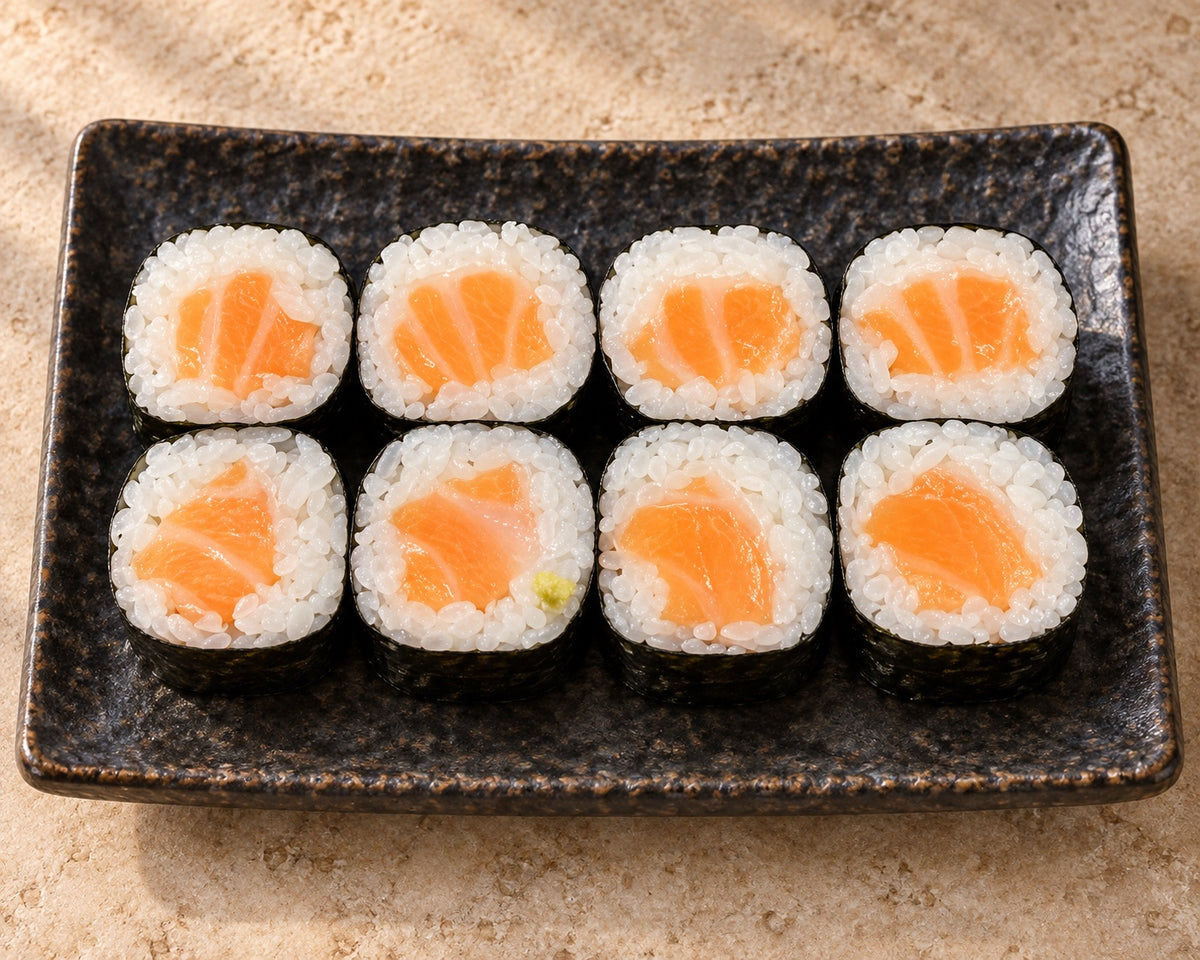 Shake Maki (8 pcs)
