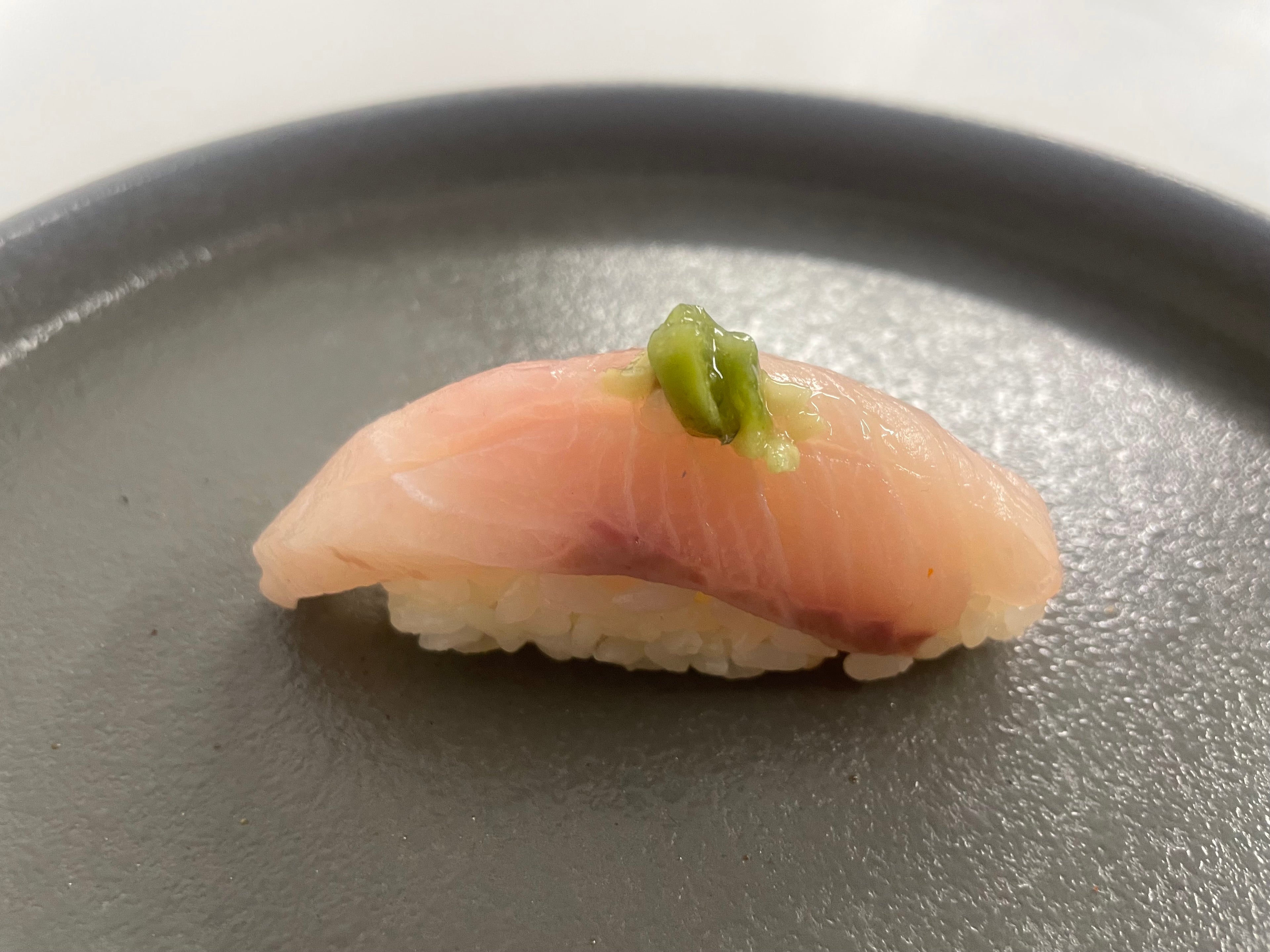Hamachi Nigiri